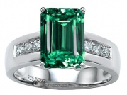 Original Star K (tm) Classic Octagon Emerald Cut 9x7 Engagement Ring With Simulated Emerald in 925 Sterling Silver Size 5