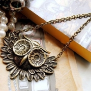 Lingstar(TM) Alloy Crystal Golden Vintage Style Symbol Love PEARL Pendant Necklace
