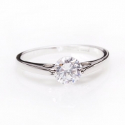 Fashion Plaza 18k White Gold Plated Use Swarovski Crystal Wedding Ring R61 Size 6