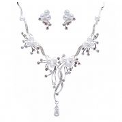 ACCESSORIESFOREVER Bridal Wedding Jewelry Set Crystal Rhinestone Pearl Floral Vine Design Necklace