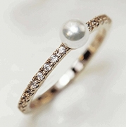 18K Pearl Solitaire on Crystal Pave Band Ring - White Gold Plated Size 4